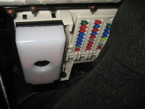 2010 acadia engine fuse box metal support|gmc acadia fuse box.